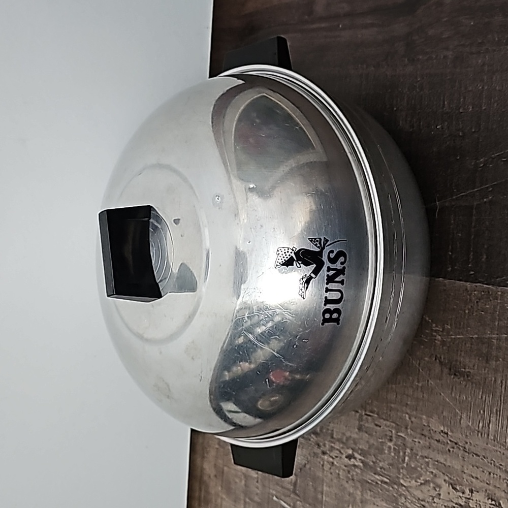 Vintage aluminum bun warmer
